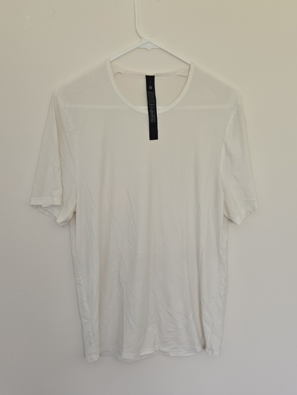Lululemon Men's Athletic White Crewneck T-Shirt Running Workout Size Small